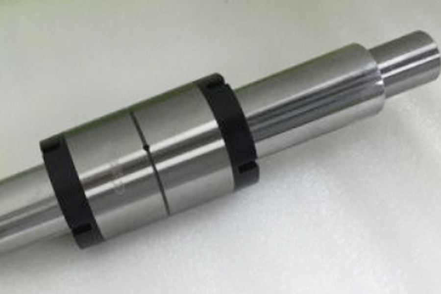 LG系列滾珠導(dǎo)軌和LZG系列滾柱導(dǎo)軌，區(qū)別在哪里？