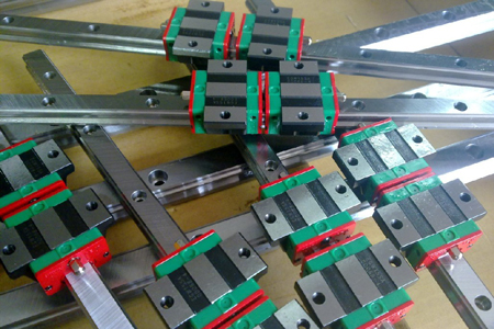 低組裝型滾珠直線導(dǎo)軌EG系列 單支導(dǎo)軌標準長度及最大長度