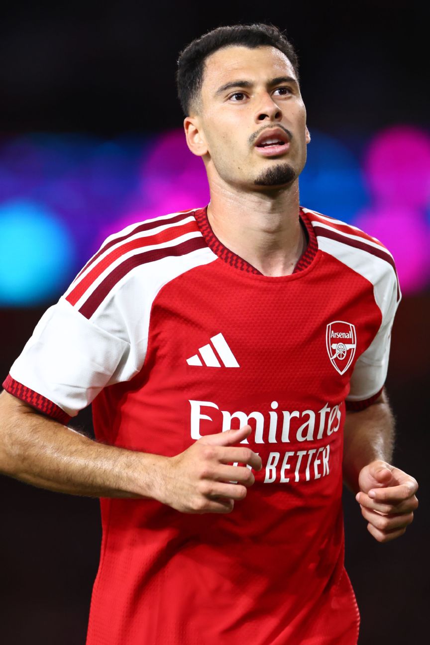 英超转会窗倒计时：10名球星最后时刻去向悬而未决